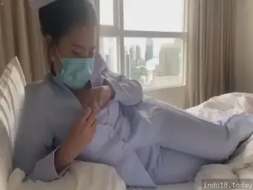 Suster manis baik hati puasin nafsu pasien